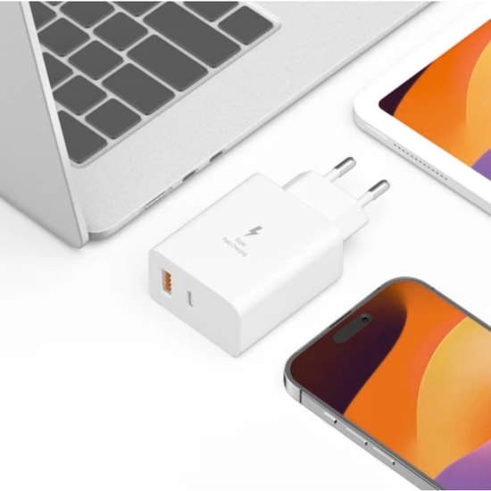 Teknonet TN-HCH13 Beyaz 33W Hızlı Şarj Aleti (NT-112863) - Type-C & USB-A Çıkışlı, 1m Kablo, 3.0A Güç, PD, Güvenli Şarj