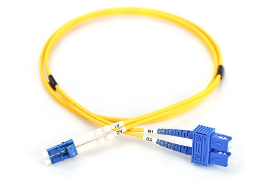 Digitus Fiber Optik Singlemode Sarı 1 Metre OS2 LC/SC Dubleks Patch Kablo (DK-2932-01) - Düşük Kayıp, Yüksek Performans