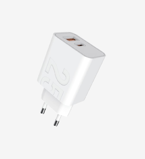 LinkTech T460e Strong 25W PD Dual Port Beyaz Çevre Dostu Hızlı Şarj Aleti - 3A, USB-A Type-C Çıkışlı, Akım Korumalı