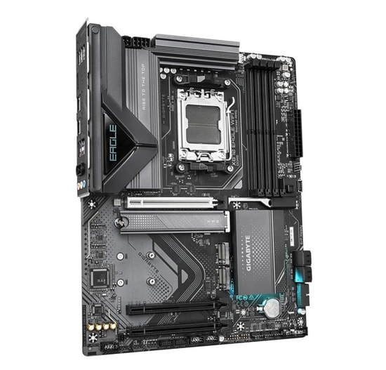 Gigabyte X870 Eagle WIFI7 AM5 Anakart - DDR5 8200MHz OC, PCIe 5.0, 3xM.2, RGB LED, USB4 40 Gbps, 2.5GbE LAN, Wi-Fi 7