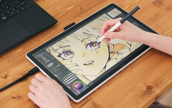 Wacom One 14 (DTC141W0) 14 İnç Full HD Çizim Tableti - 4096 Basınç Seviyesi, Eğim Destekli Kalem ve Parlama Önleyici Ekr