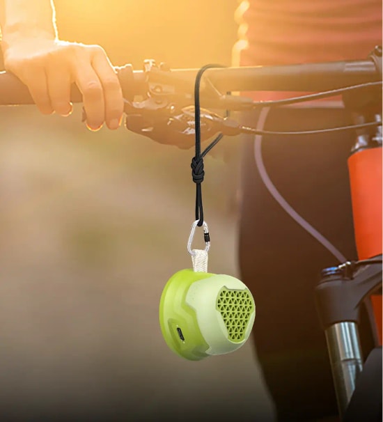 LinkTech BM7 MagPro TWS Yeşil Mini Bluetooth Hoparlör LPS-BM7 - BT V5.4, Yüksek Bass, Kompakt Tasarım, Uzun Pil Ömrü