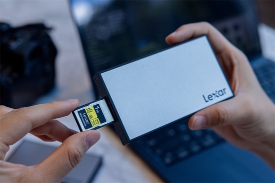 Lexar Workflow PRO WF730 Reader USB 4 Kart Okuyucu (LPWF730N-5ANGL) - 40Gbps, USB-C, CFexpress 4.0 Type A Desteği