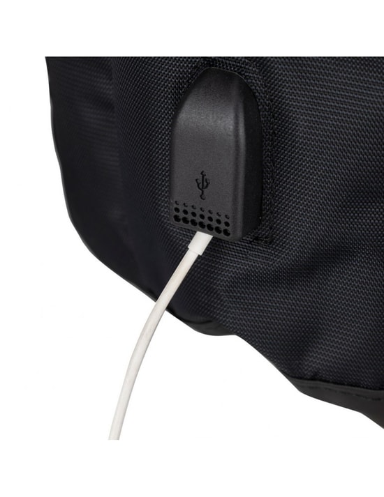 PLM Monza 15.6" Siyah Notebook Sırt Çantası - 3 Bölmeli, USB Girişli, Su Geçirmez Polyester, Yan Mataralık, Unisex