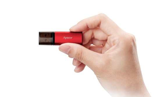 Apacer AH25B 64GB USB 3.2 Kırmızı USB Bellek (AP64GAH25BR-1) - USB Type-A, 7gr Hafif Tasarım, 5 Yıl Garanti