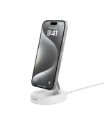Belkin BoostCharge Pro Katlanabilir Qi2 15W Beyaz Manyetik Şarj Standı (WIA008BTWH) - Manyetik, Adaptif Şarj, Qi2 Uyumlu