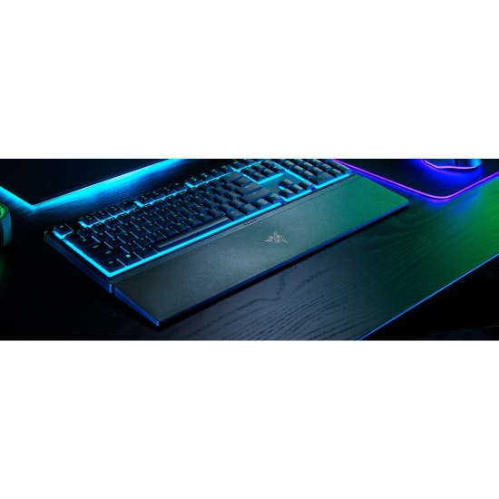 Razer Ornata V3 X RZ03-04471200-R3L1 Kablolu Membran Oyuncu Klavyesi - RGB Aydınlatma, Türkçe Q, Bilek Desteği, Siyah
