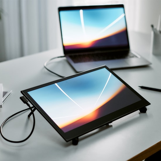Wacom Movink 13 (DTH135K0B) 13.3" Grafik Tablet - Full HD OLED, 8192 Basınç Seviyesi, İnce ve Hafif Tasarım