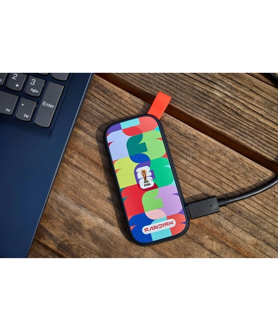 Sandisk 1TB USB 3.2 Gen 2 Taşınabilir SSD (SDSSDE30F-1T00-G25) - FIFA World Cup 2026 Edisyonu, 800MB/s Hız, USB-A/C