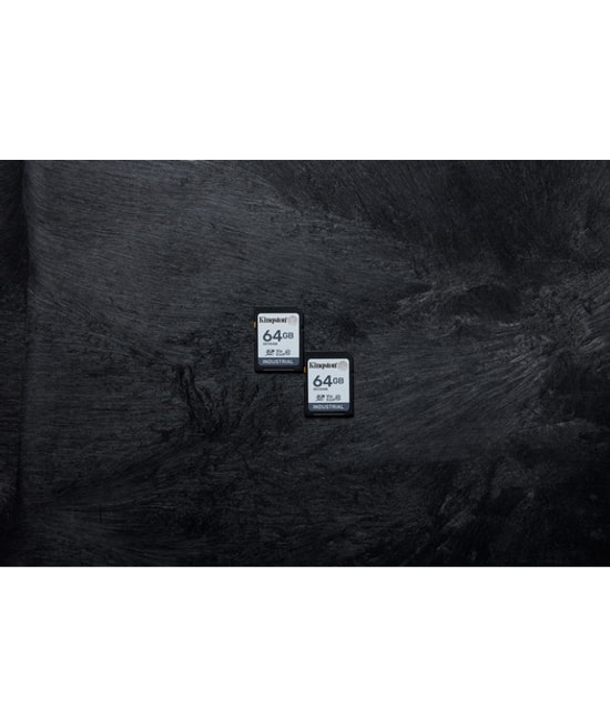 Kingston 64GB Industrial SDHC (SDIT64GB) - 100MB/s Okuma, C10, UHS-I U3, V30, A1, pSLC Endüstriyel Hafıza Kartı