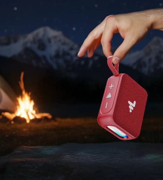 LinkTech Q220 Mini RhythmGlow LED Işıklı TWS Kırmızı Bluetooth Hoparlör - 8W Ses, 800mAh Batarya, SD Kart, USB, BT 5.4