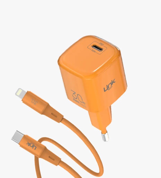 Linktech G824 Safe Type-C–Lightning Kablolu Turuncu 30W GaN Hızlı Şarj Adaptörü - PD 3.0, PPS, QC 4.0, Akım Koruma, 70gr