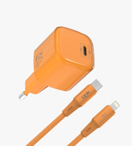 Linktech G824 Safe Type-C–Lightning Kablolu Turuncu 30W GaN Hızlı Şarj Adaptörü - PD 3.0, PPS, QC 4.0, Akım Koruma, 70gr
