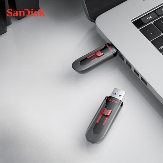 SanDisk Cruzer Glide 128GB USB 3.2 Gen 1 Flash Bellek (SDCZ600-128G-G35) - Siyah, Kızaklı, 30/15MBs Veri Hızı, NAND
