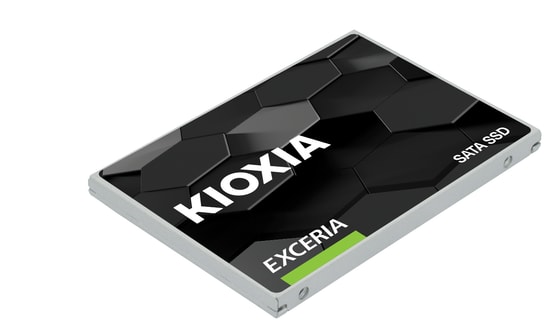 KIOXIA Exceria 960GB 2.5" SATA 3D NAND SSD (LTC10Z960GG8) - 555/540 MB/s Okuma/Yazma, Darbeye Dayanıklı, TRIM Desteği