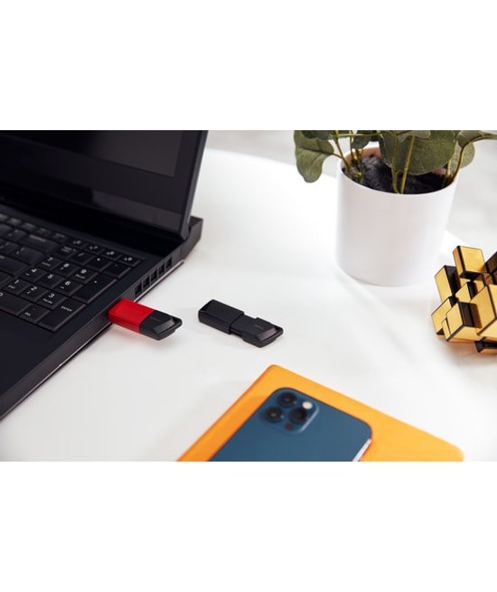 Kingston DataTraveler Exodia M 128GB USB 3.2 Gen 1 NAND Flash Bellek - Siyah/Kırmızı (DTXM/128GB), 67.4mm x 21.8mm