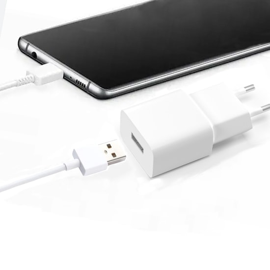Teknonet TN-CHC10 18W 3000 mAh Şarj Adaptörü (NT-92565) - Beyaz, Hızlı Şarj Desteği, 1 USB Çıkışlı, Akıllı Şarj Koruma