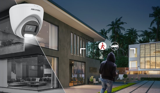 Hikvision DS-2CD1027G2H-LIUF 2MP ColorVu Sesli Bullet IP Kamera - 2.8mm Lens, 30m IR, Akıllı Algılama, Light Acusense