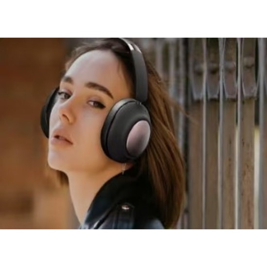Nettech NT-BTH18 Siyah Kulak Üstü Kulaklık (NT-106759) - Bluetooth, Mikrofonlu, 900mAh Pil, Katlanabilir, 95 dB Ses
